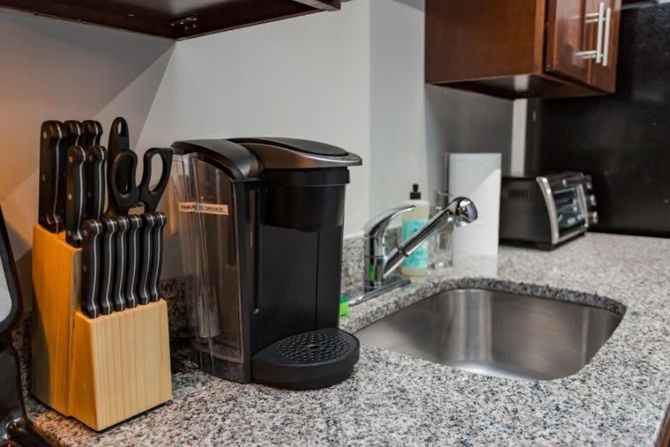 Apartment Cozysuites Musicrow Astonishing With Free Parking 38 Nashville